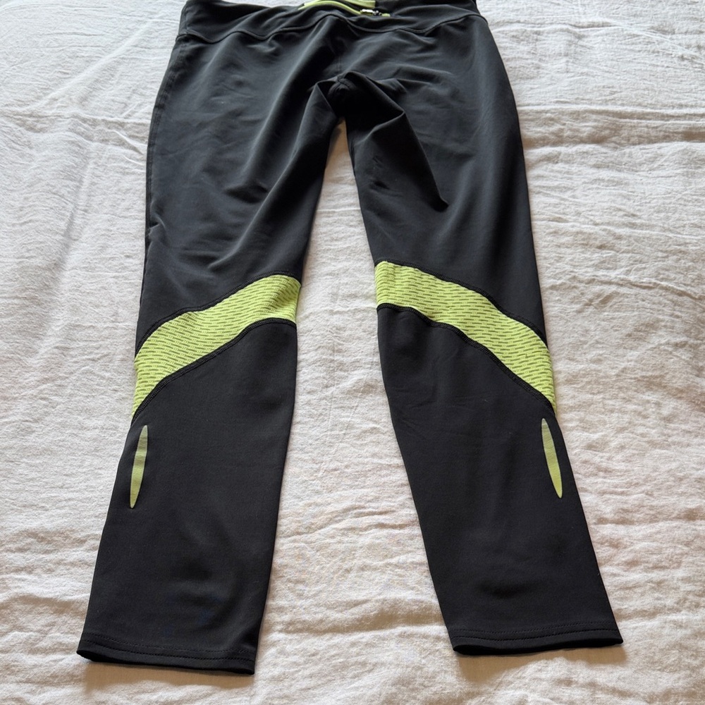 Under Armor small Black and lime Yellow Leggings